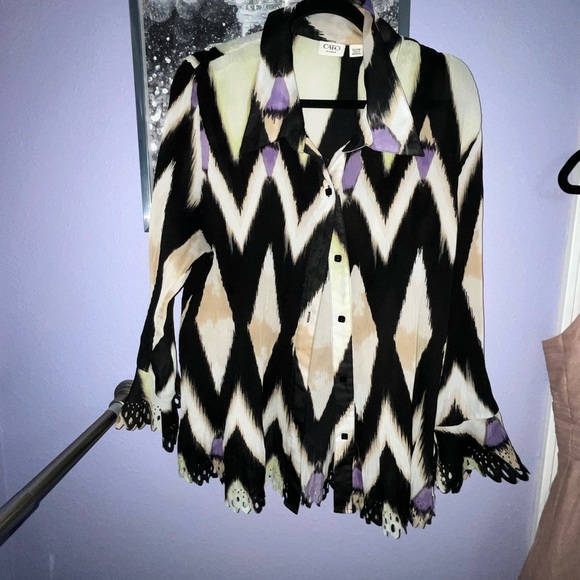 Cato Tops - SOLD CATOS BUTTON DOWN BLOUSE 22/24